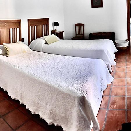 Las 9 Candelas Alojamiento En El Centro De Yecla Esterno foto