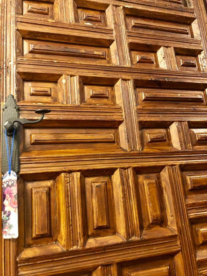 Las 9 Candelas Alojamiento En El Centro De Yecla Esterno foto
